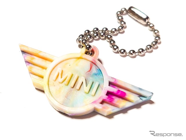 ペットボトルから作成するサステナブルなMINIキーホルダー