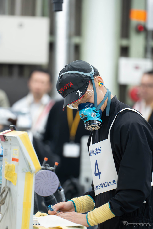 菅田 翔太氏 職種 : 車体塗装