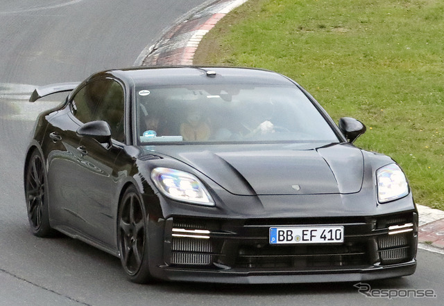 ポルシェ パナメーラ ターボGT 市販型のプロトタイプ
