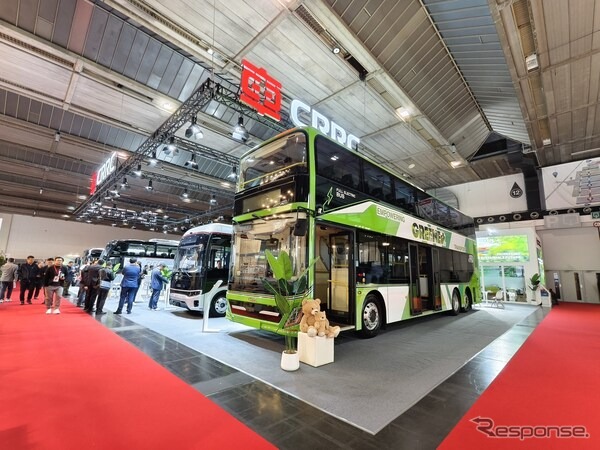 CRRC EVが2種類の新型電動バスを初公開(Busworld Europe 2025)