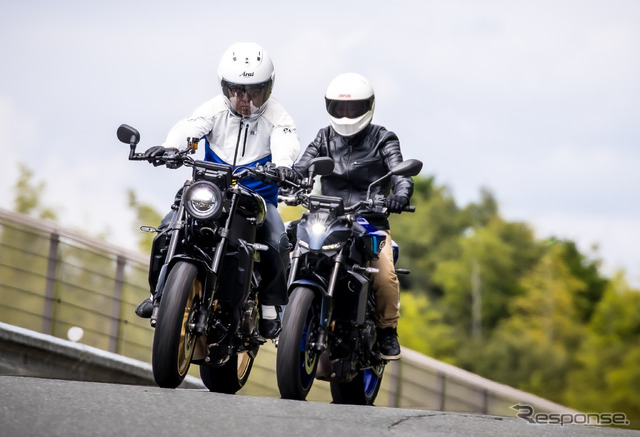 XSR900の設楽社長と、MT-09 Y-AMTの宮崎副編集長