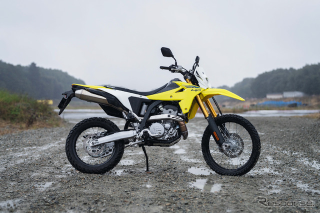 スズキ DR-Z4S