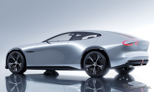 マツダ・ビジョン・クロスクーペ(ジャパンモビリティショー2025)