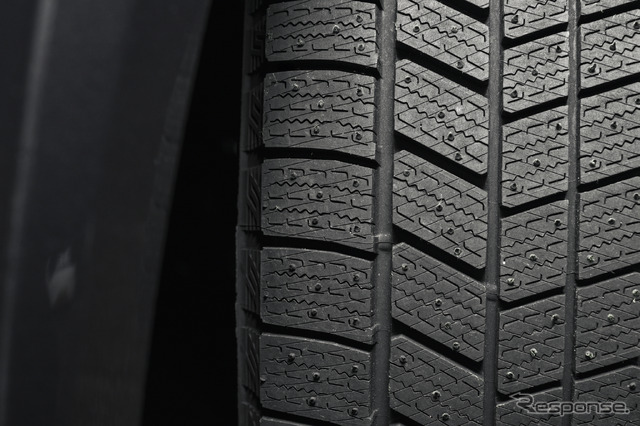 ブリヂストン『ブリザック WZ-1』