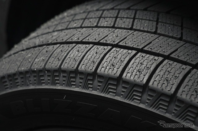 ブリヂストン『ブリザック WZ-1』