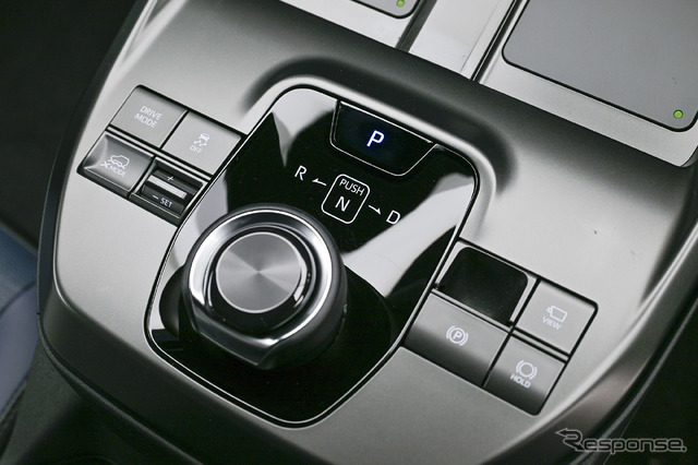 スバル・トレイルシーカー(日本仕様)