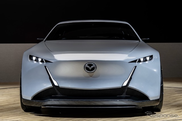 マツダ・ビジョン・クロスクーペ（ジャパンモビリティショー2025）