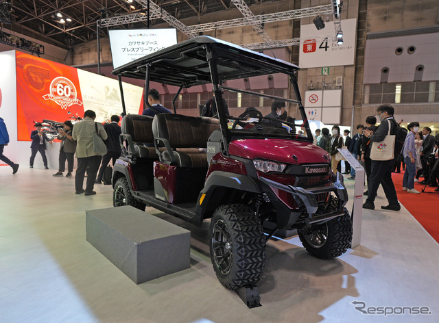 カワサキ『Z900RS SE』と『Z900RS CAFE』2026年モデルを世界初公開、話題の『Ninja H2』エンジン搭載のオフロード四駆も…ジャパンモビリティショー2025