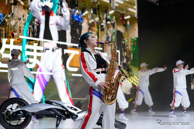 Wヤマハと初音ミクとのコラボレーション（ジャパンモビリティショー2025）