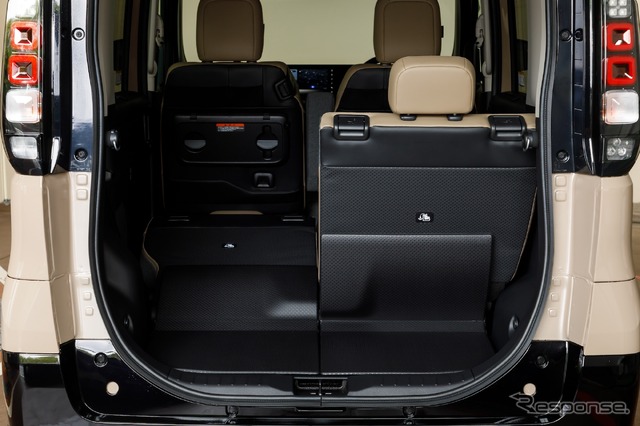 三菱 デリカミニ 新型