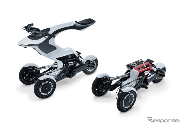 F1ドライバー角田裕毅モデルの3輪電動バイク「Sparrow Tsunoda Edition」初公開…ジャパンモビリティショー2025