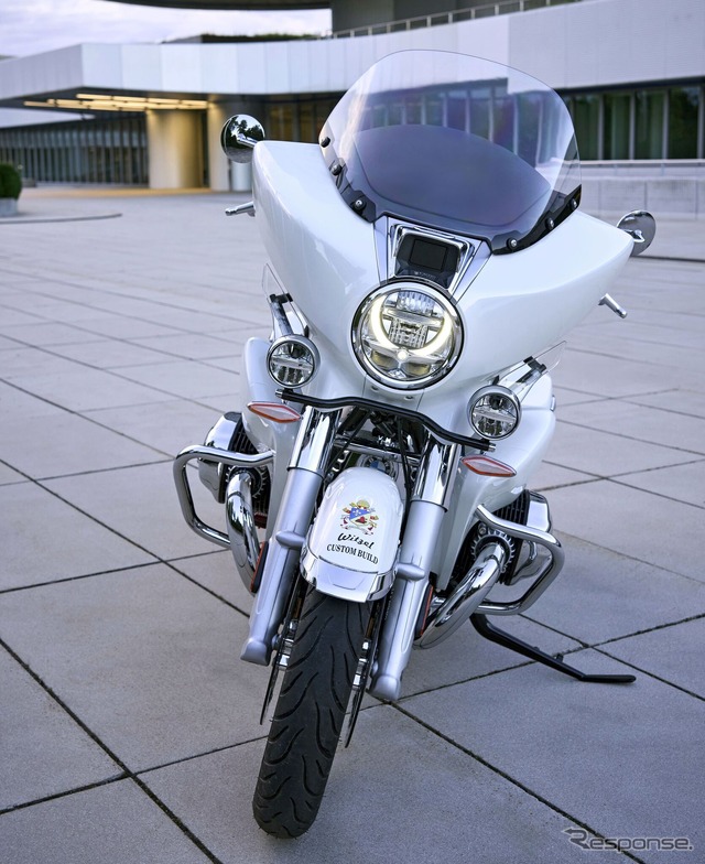 ローマ教皇レオ14世のサイン入りBMW『R18』の特別カスタム仕様