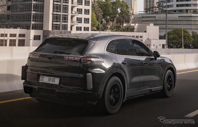 ポルシェ『カイエン』次期型のEVプロトタイプ