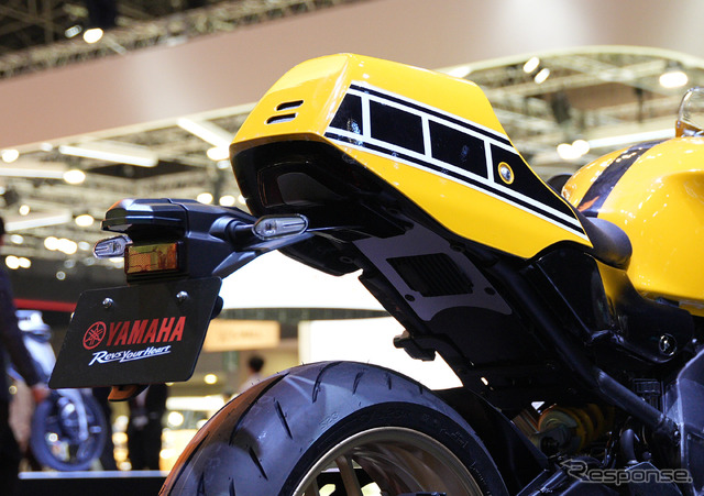 「レジェンドイエロー」のヤマハ XSR900GP 2026年モデル(ジャパンモビリティショー2025)