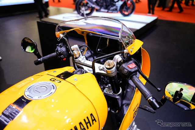 「レジェンドイエロー」のヤマハ XSR900GP 2026年モデル(ジャパンモビリティショー2025)