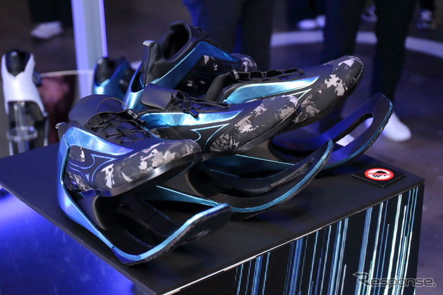 ミズノのCFRP板バネフットギアコンセプトモデル「MOBILARIA β」