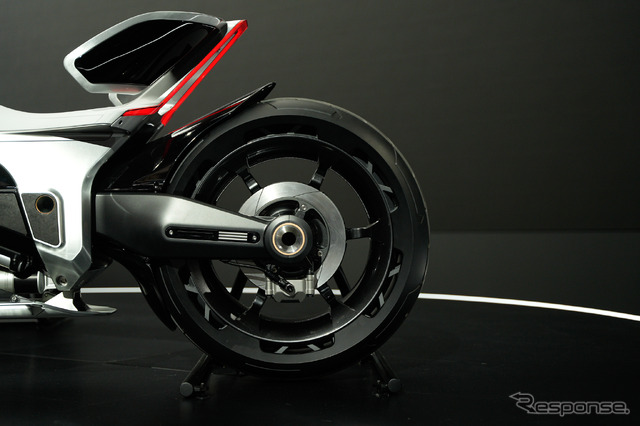 ホンダ EV OUTLIER Concept（ジャパンモビリティショー2025）