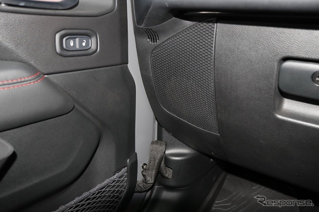 ジープ ラングラーJL を純正位置で劇的高音質化！ 確実に“効く”スピーカー交換術［car audio newcomer］by サウンドエボリューション ログオン