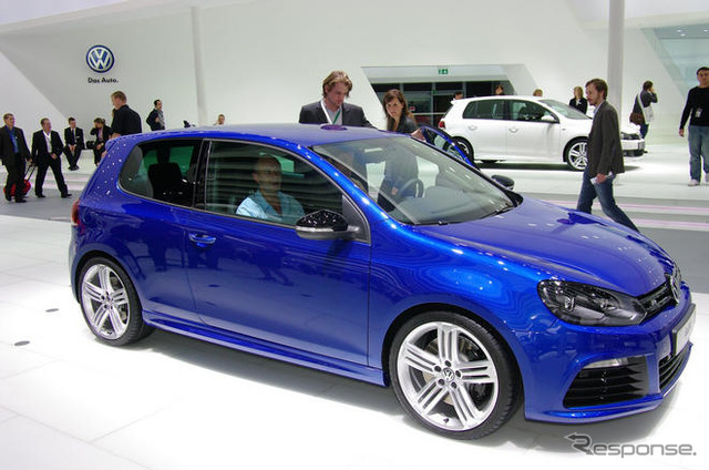 【フランクフルトモーターショー09】VWゴルフに史上最強の「R」誕生…0‐100km/hを5.5秒