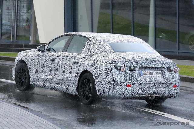 メルセデスベンツ EクラスEQ 市販型のプロトタイプ