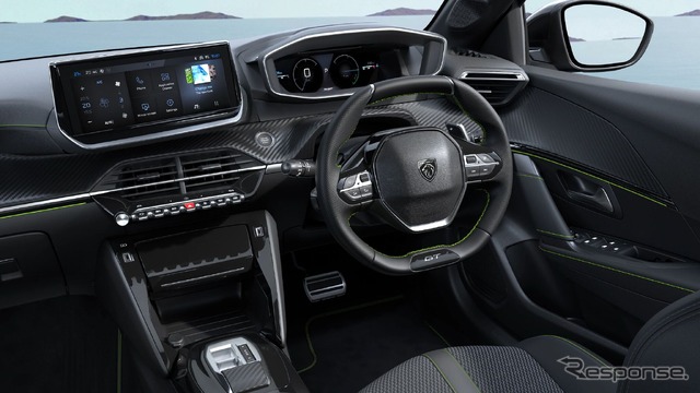 プジョー 208 GT Hybrid