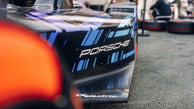 ポルシェのフォーミュラEマシン「99Xエレクトリック」