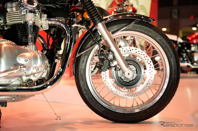 カワサキ「W」ブランド60周年記念展示の『W800』（ジャパンモビリティショー2025）