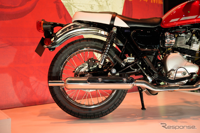 カワサキ「W」ブランド60周年記念展示の『W230』（ジャパンモビリティショー2025）