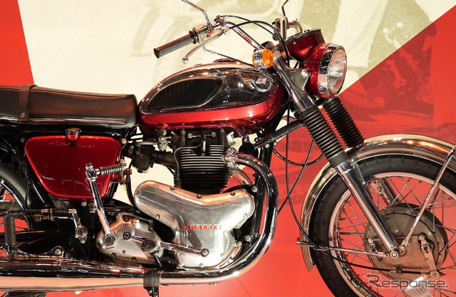 カワサキ「W」ブランド60周年記念展示の『650-W1』（ジャパンモビリティショー2025）