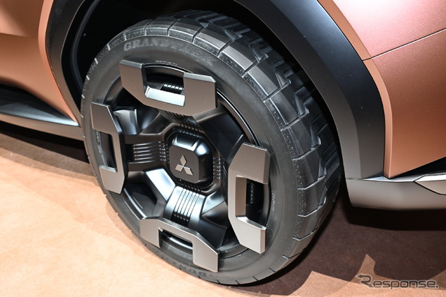 三菱 エレバンス コンセプト（ジャパンモビリティショー2025）