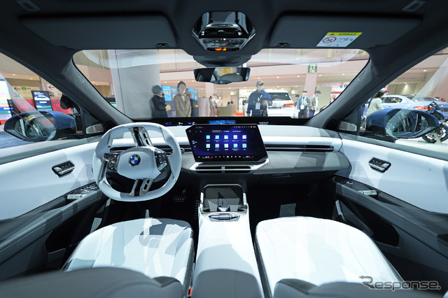 BMW iX3 50 xDrive（ジャパンモビリティショー2025）
