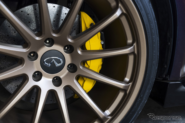 インフィニティ QX80 R-Spec