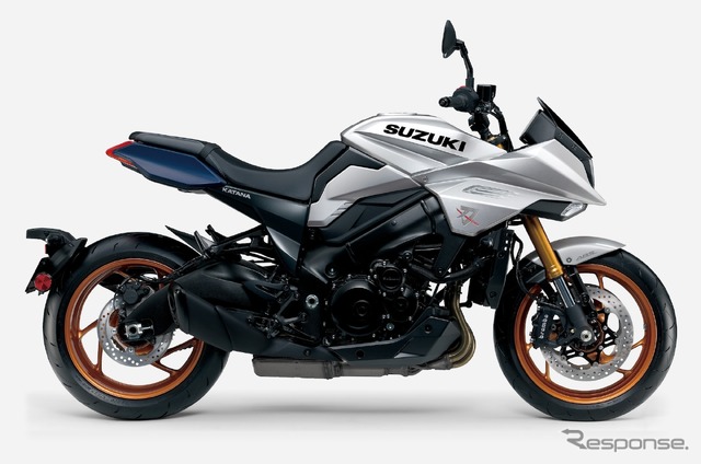 スズキ カタナ（ミスティックシルバーメタリック）