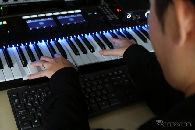 対象のコンセプトや要件を自分の中にインプットし、サウンドデザインに取り組む橋本さん