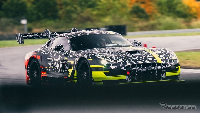 メルセデスAMGのコンセプトAMG GTトラックスポーツのプロトタイプ