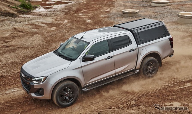 いすゞD-Maxの「V-Cross Commercial」