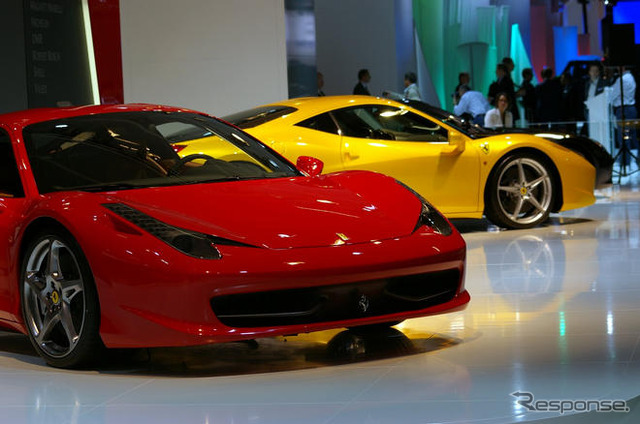 【フランクフルトモーターショー09】フェラーリ 458イタリア …実車に接近!!