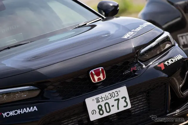 HKS × HONDA CIVIC TypeR