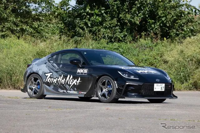 HKS × TOYOTA GR86