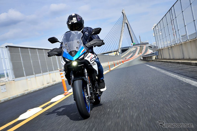 スズキの新型クロスオーバー『SV-7GX』