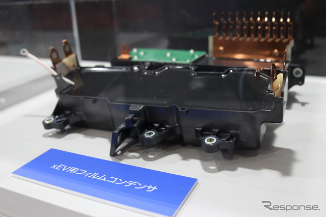 ニチコンのxEV用フィルムコンデンサ（ジャパンモビリティショー2025）