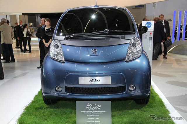 【フランクフルトモーターショー09】プジョー iOn…i-MiEV との違いに迫る