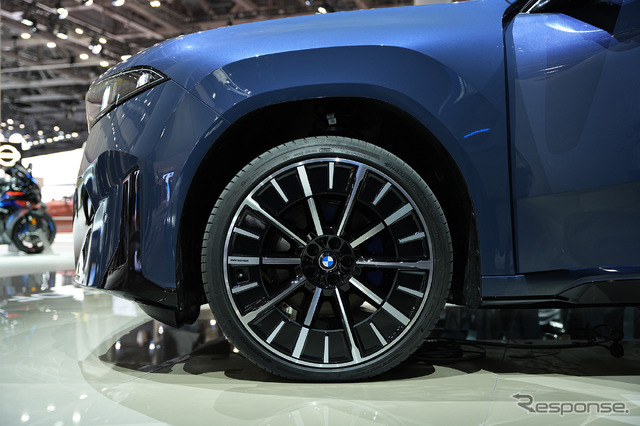 BMW iX3 50 xDrive（ジャパンモビリティショー2025）