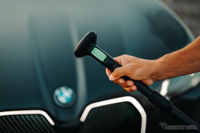 電動スタンドアップパドルボード「BMW x SipaBoards」