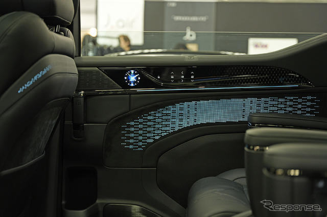 ZEEKR 009（ジャパンモビリティショー2025）