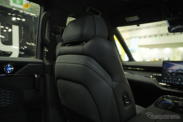 ZEEKR 009（ジャパンモビリティショー2025）