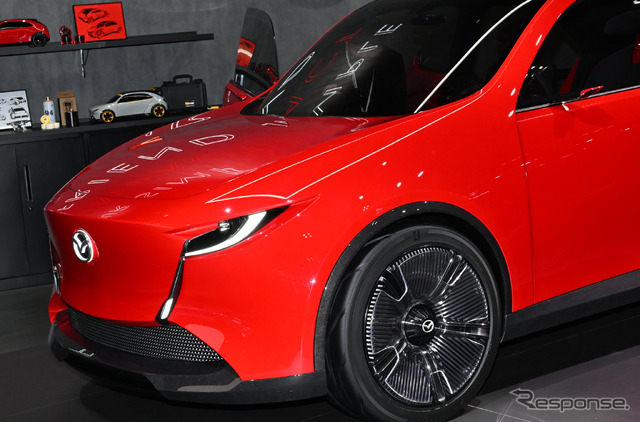 MAZDA VISION X-COMPACT（ジャパンモビリティショー2025）