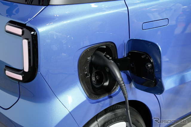 スズキ Vision e-Sky（ジャパンモビリティショー2025）