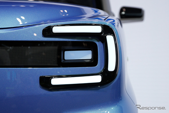 スズキ Vision e-Sky（ジャパンモビリティショー2025）