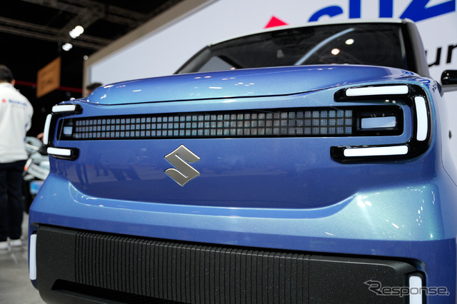 スズキ Vision e-Sky（ジャパンモビリティショー2025）